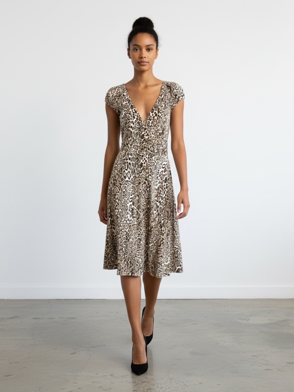New York & Company Brown Animal Print Dress Sz XS
